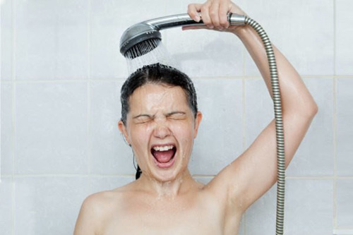 насколько эффективен контрастный душ для похудения